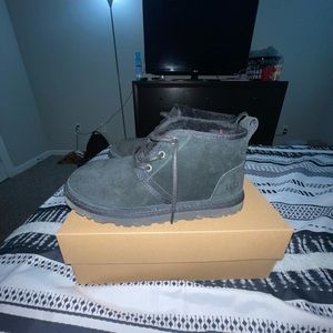 Black Neumel ugg boots